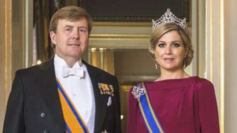 La primera foto oficial de Máxima como reina. (Foto: Facebook)