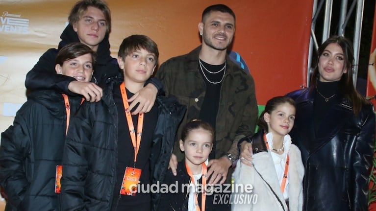 La primera salida de Wanda Nara y Mauro Icardi, juntos en Buenos Aires con sus hijos. Foto: Movilpress
