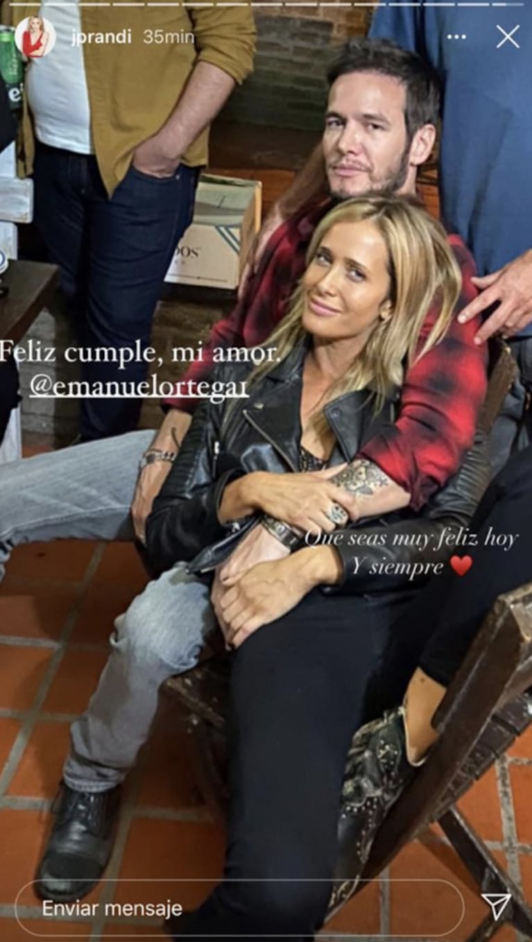 La primera y romántica foto de Julieta Prandi con Emanuel Ortega: "Feliz cumple, mi amor"