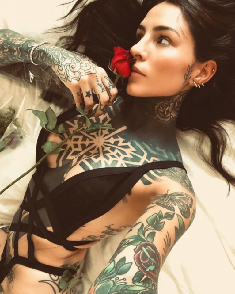 La producción de fotos de Candelaria Tinelli... ¡con un outfit ultra sexy!: "Enamorada de este body"