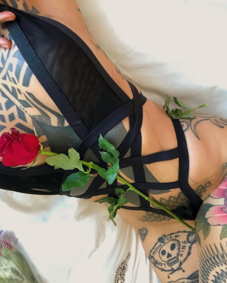 La producción de fotos de Candelaria Tinelli... ¡con un outfit ultra sexy!: "Enamorada de este body"