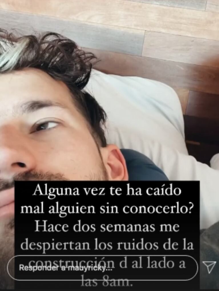La queja de Ricky Montaner durante su estadía en un country en Argentina: "Me despiertan hace dos semanas a las 8 AM"