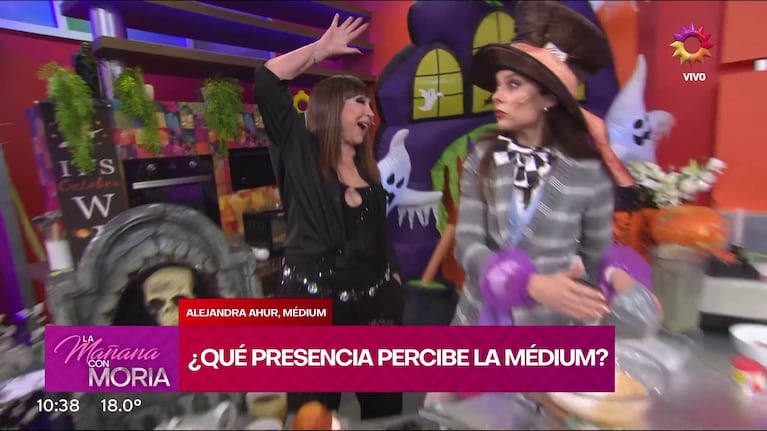 La reacción de Moria Casán cuando una medium le advirtió que Luis Vadalá estaba presente en el estudio de su programa (Foto: captura de eltrece).