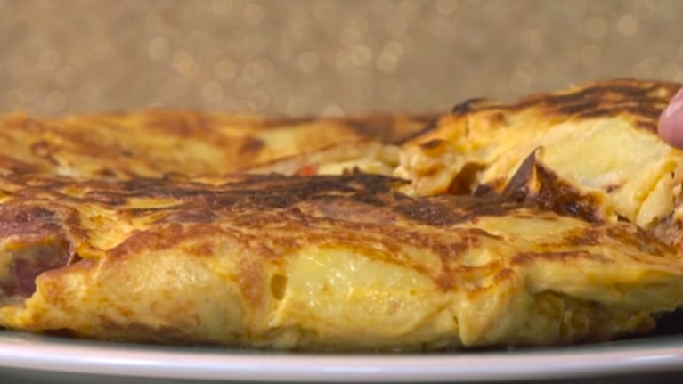 La receta para hacer una tortilla que sorprende en pocos pasos. Foto: Cucinare.TV.