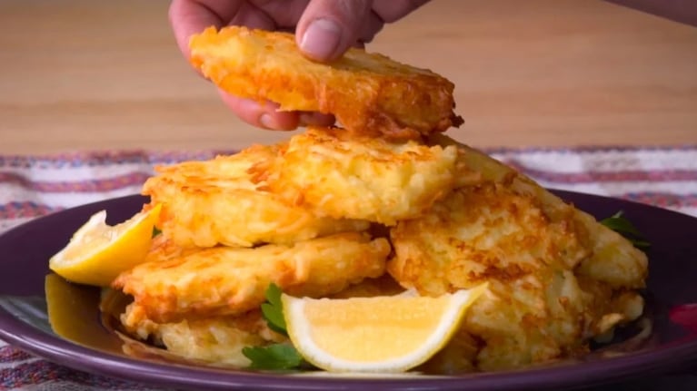 La receta para las tortillitas de mandioca y queso. Foto: Cucinare.TV.