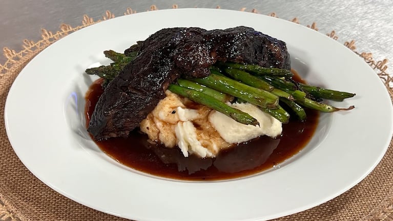 La receta para preparar una riquísima tapa de asado braseada. Foto: Cucinare.tv