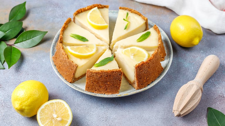 La receta para una torta de limón sin gluten. Foto: Freepik.