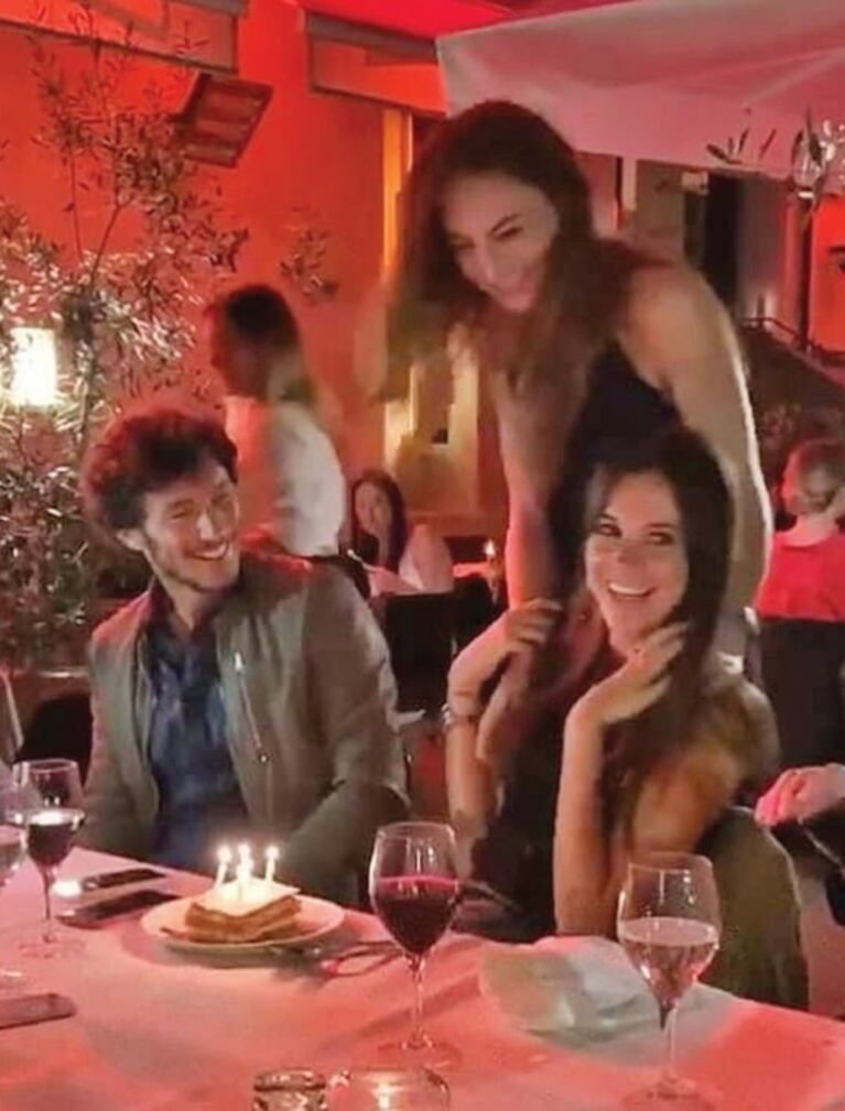 La romántica foto de Pico Mónaco junto a Diana Arnopoulos en el cumpleaños de la diosa en París