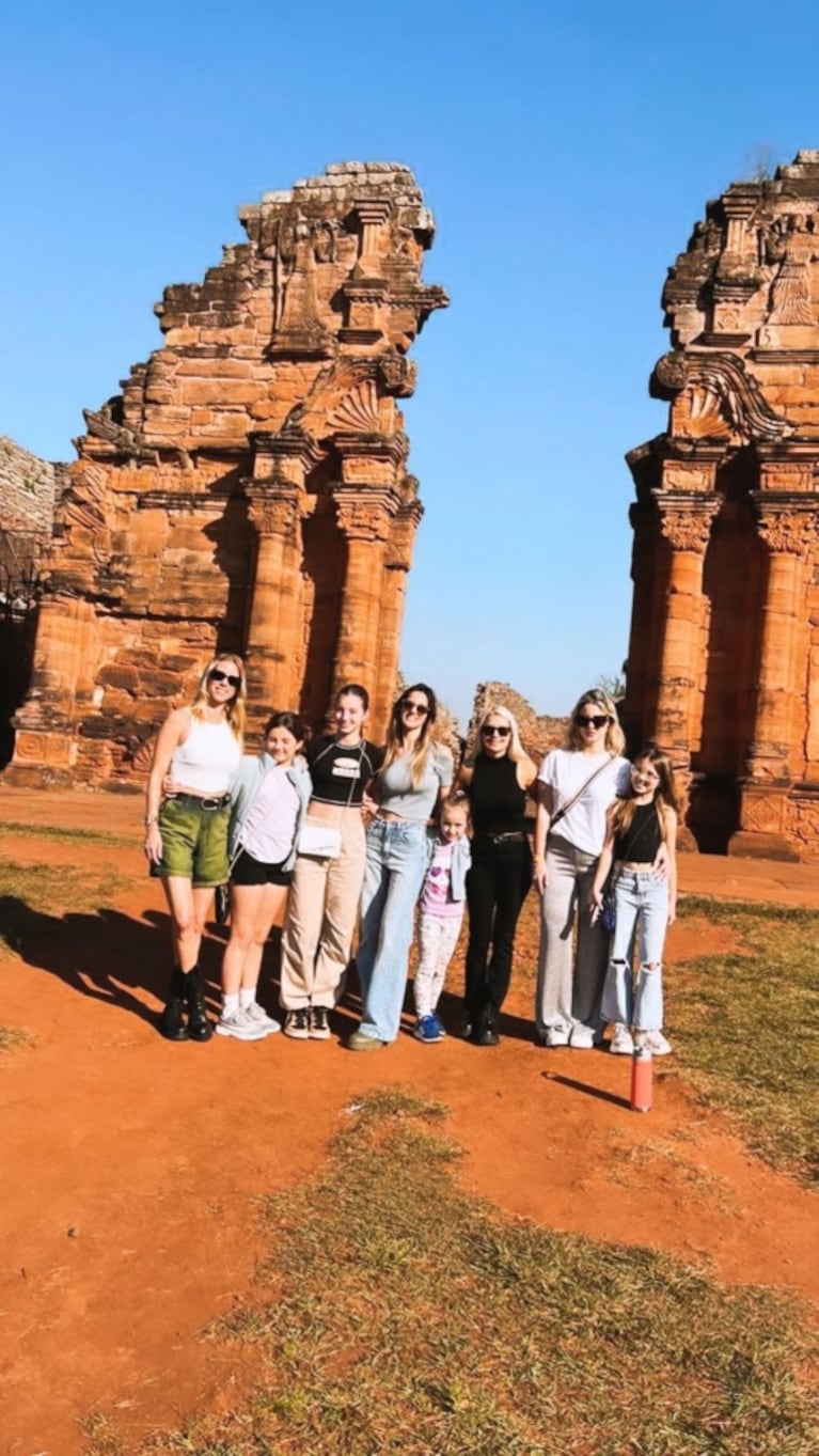 La rotunda decisión de Nicole Neumann, de viaje con sus hijas menores tras el escándalo con Indiana