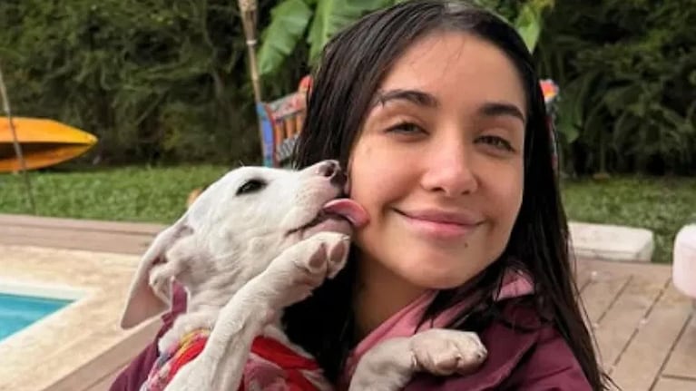 La rutina nocturna de María Becerra y J Rei: así preparan la cena para sus 8 mascotas