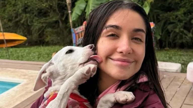La rutina nocturna de María Becerra y J Rei: así preparan la cena para sus 8 mascotas