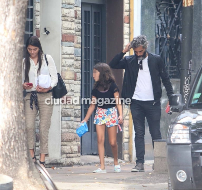 La salida de Joaquín Furriel con su hija y Eva de Dominici, en familia en el Domingo de Pascua
