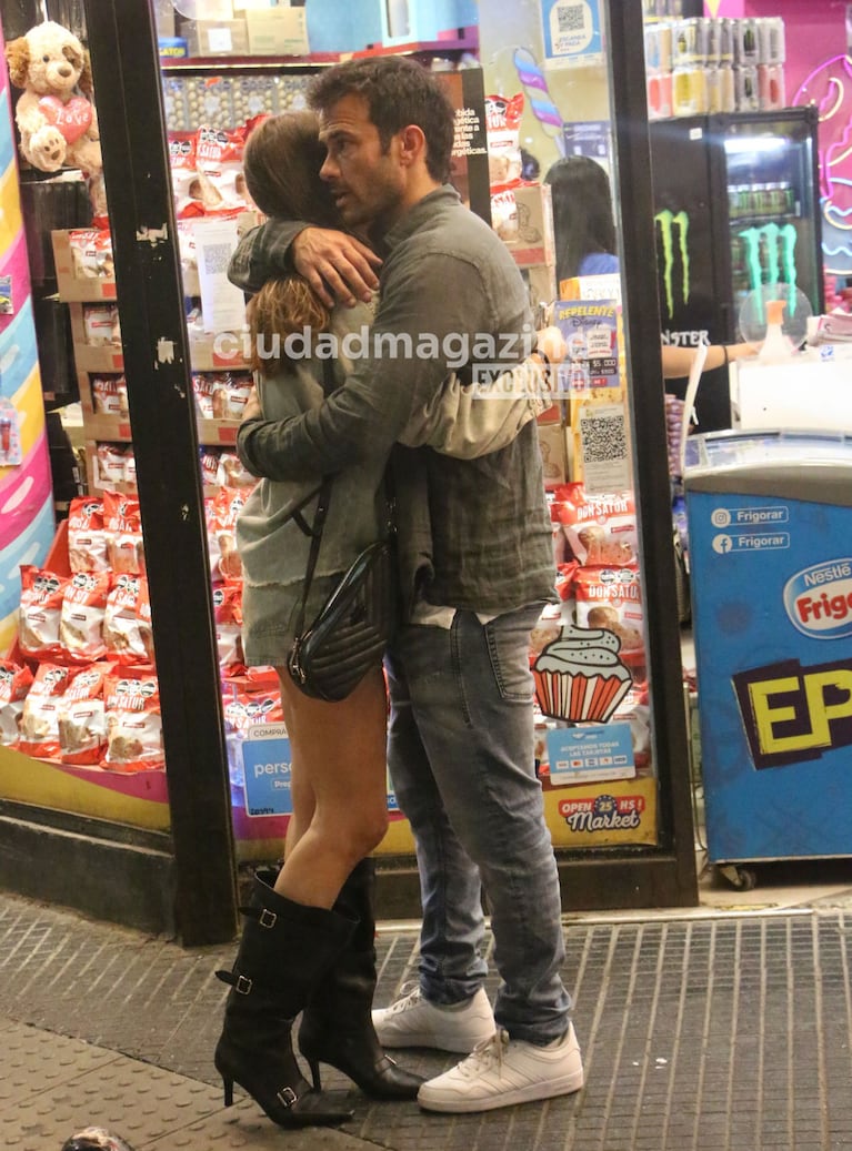 La salida romántica de Ivana Figueiras y Darío Cvitanich (Foto: Movilpress).