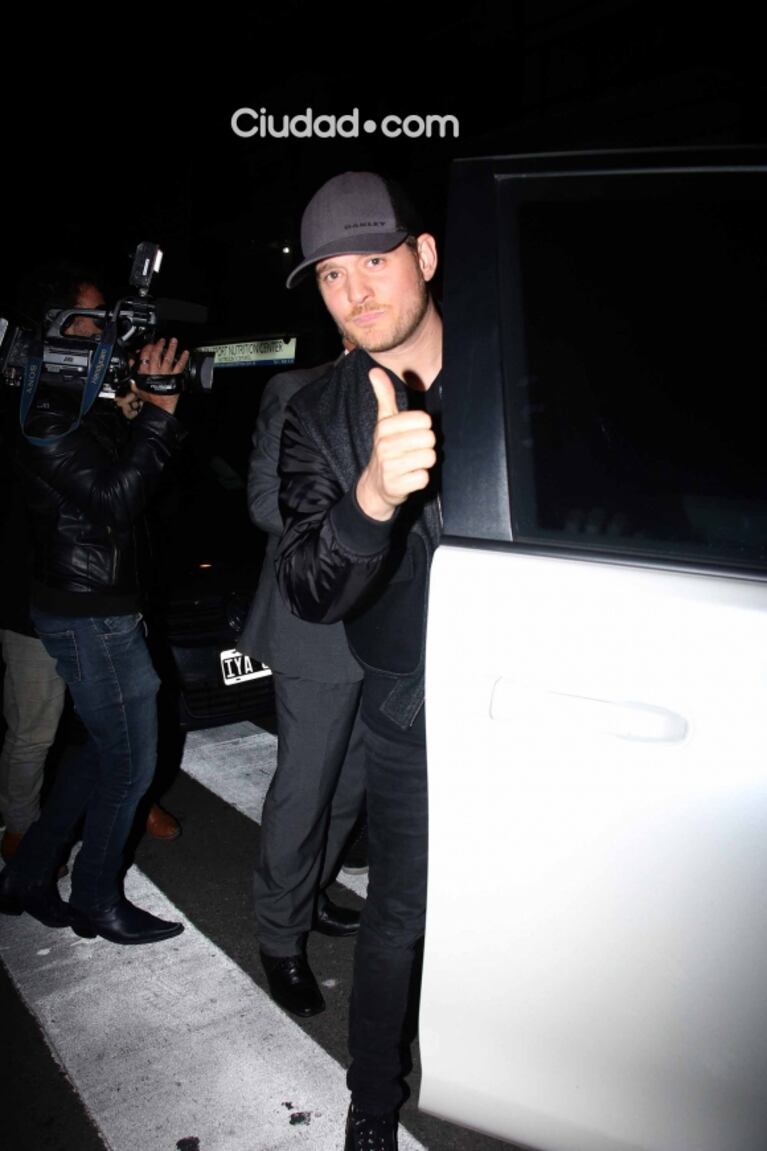 La salida romántica de Luisana Lopilato y Michael Bublé: cena en una parrilla de Recoleta y gesto buena onda a los paparazzi