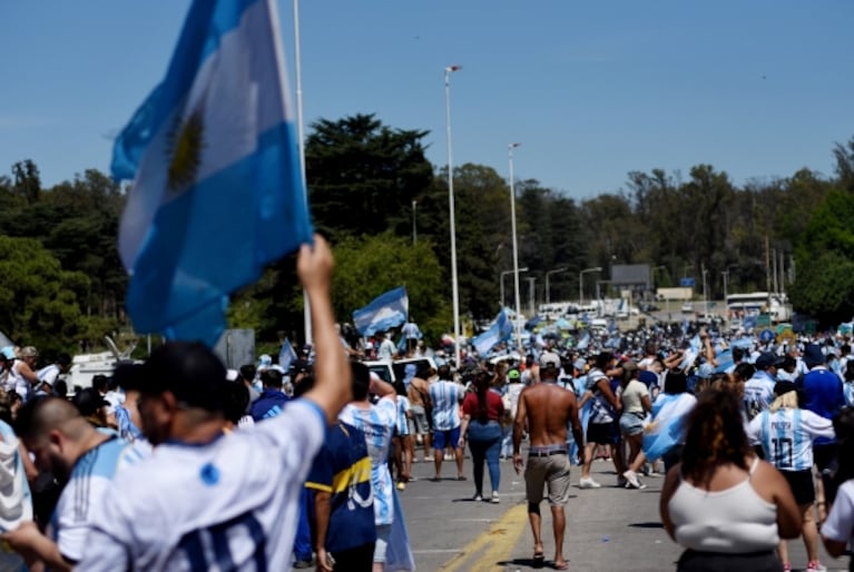La Selección se tuvo que subir a un helicóptero: más de 5 millones recibieron a los campeones del mundo