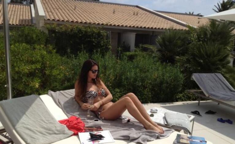 La sensual foto de Zaira Nara. (Foto: Twitter Wanda Nara)