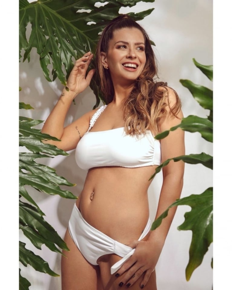 La sensual producción de fotos de China Suárez en ropa interior ¡que cosechó los halagos de las famosas!