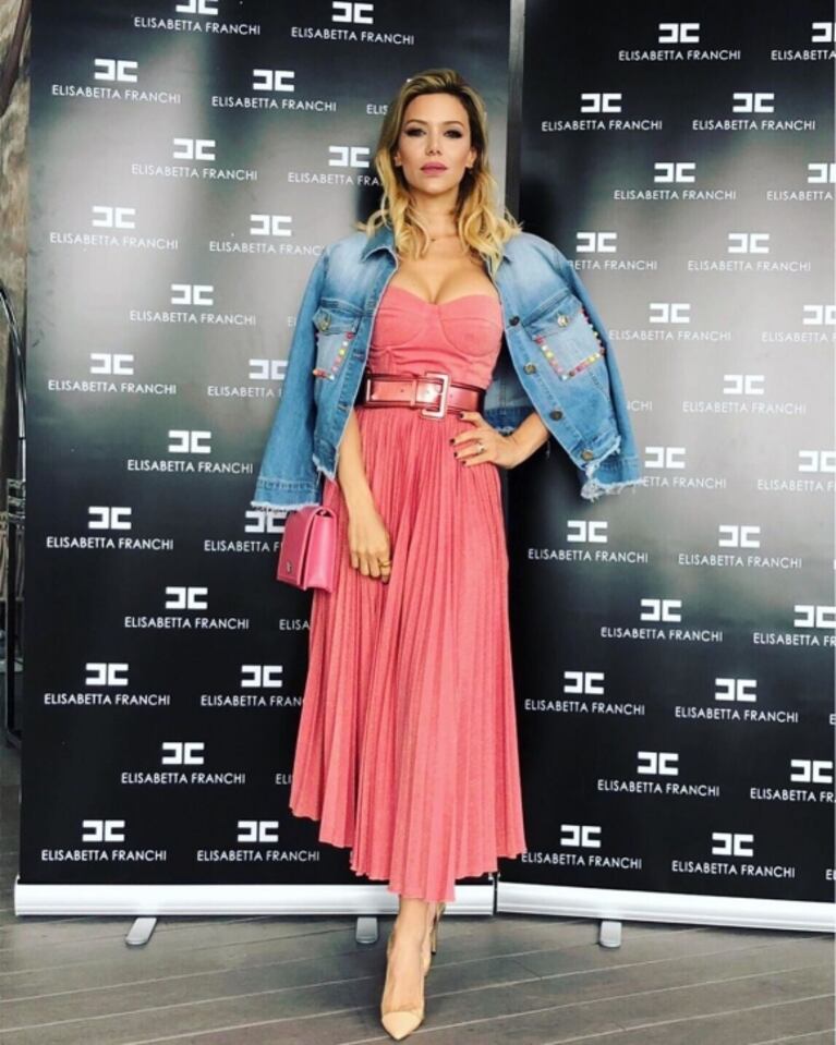 La sensual ¡y topísima! coincidencia fashion de Antonela Roccuzzo y Evangelina Anderson 