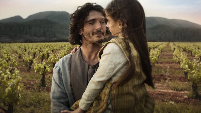 La serie española de época protagonizada por Yon González que es un éxito en Netflix