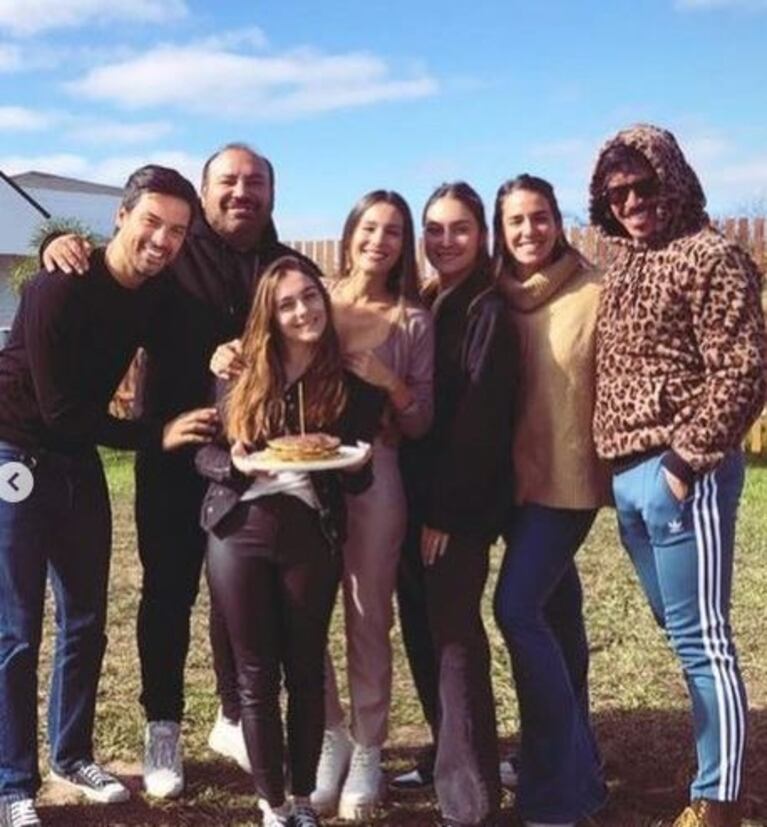 La sobrina de Pampita, Brisa Ardohain, festejó su cumpleaños en el backstage de El Hotel de los famosos