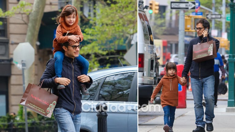 La tarde de paseo y sonrisas de Gael García Bernal junto a su hija, Libertad. (Foto: Grosby Group)