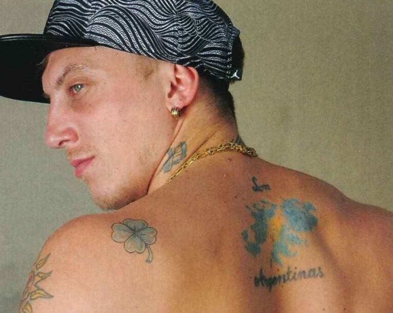 La técnica del Polaco a la hora de conquistar a una mujer: "Cuando estoy con alguien, me gusta cocinarle o cantarle algún tema con la guitarra y mirarla a los ojos"