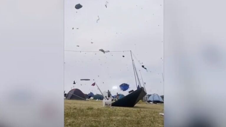 La terrorífica tormenta que asoló el festival Boomtown en Reino Unido