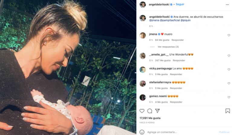 La tierna foto de Jimena Barón haciéndole "upa" a Ana, la hija de Pampita y Roberto García Moritán: "Se aburrió de escucharnos"