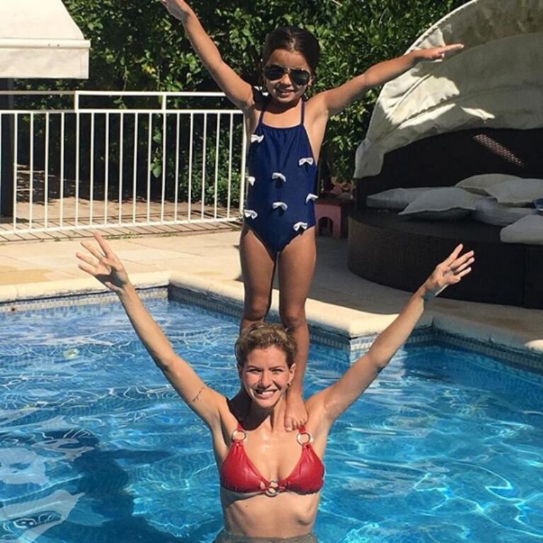 La tierna foto de la China Suárez con Rufina y el recuerdo de su papá: "Intento darle un poco de eso a mis hijas"