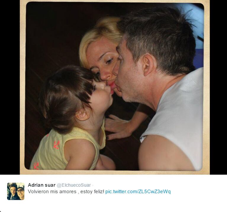 La tierna foto del reencuentro de Adrián Suar con Griselda Siciliani y Margarita: "Volvieron mis amores" (Foto: Twitter)