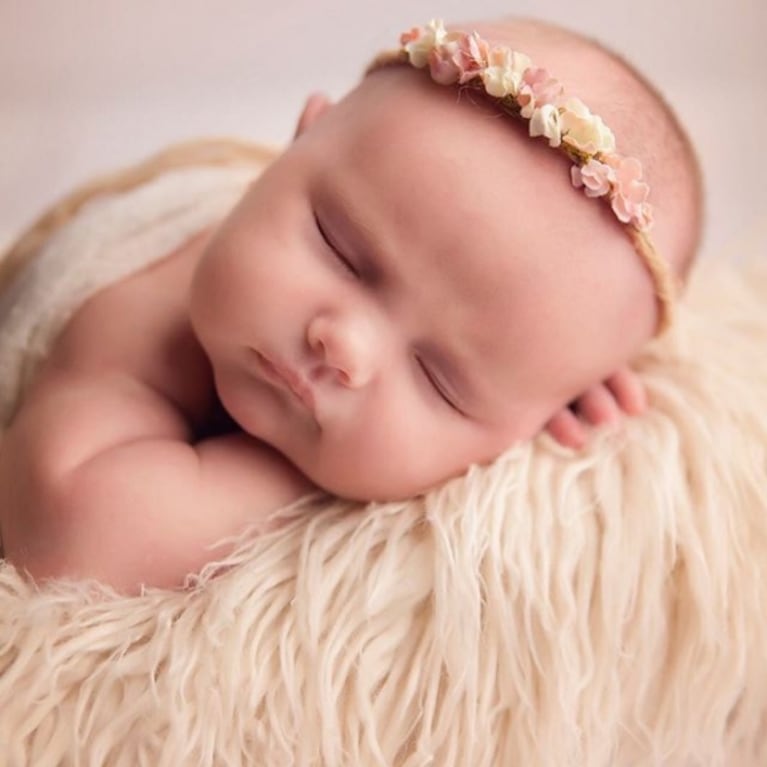 La tierna producción de fotos de la hija de Luciana Salazar, a un mes de su nacimiento: "¡Matilda en su álbum new born!"