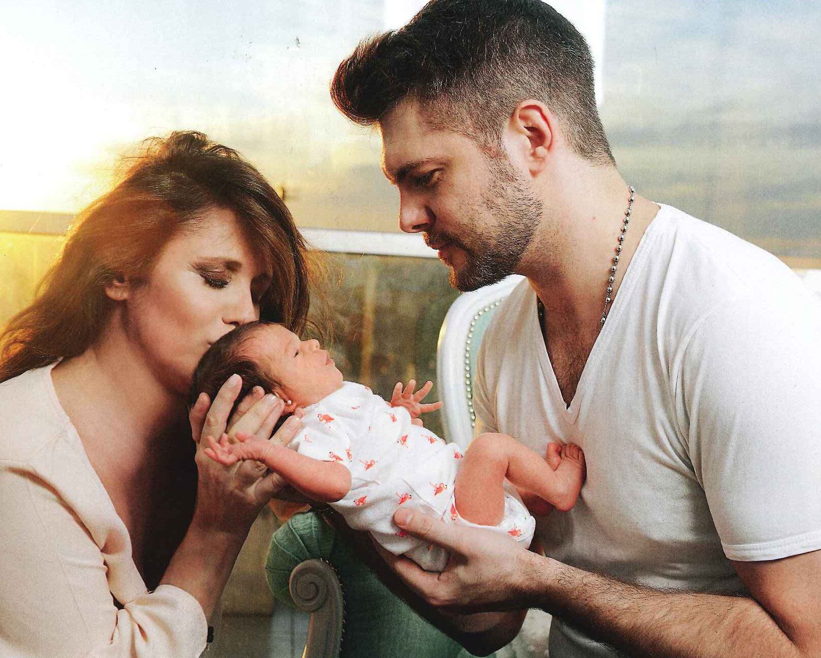 La tierna producción fotográfica de María Fernanda Callejón con su hija (Foto: Revista Caras)