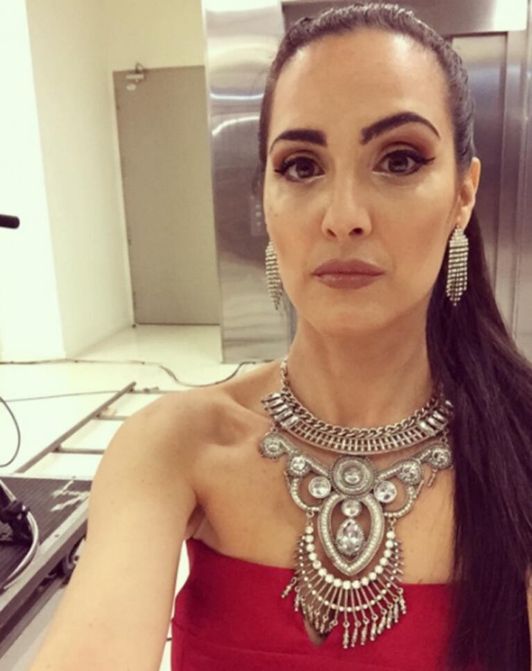 La transformación sexy de Julieta Díaz: ¡mirá su look diosa dark!