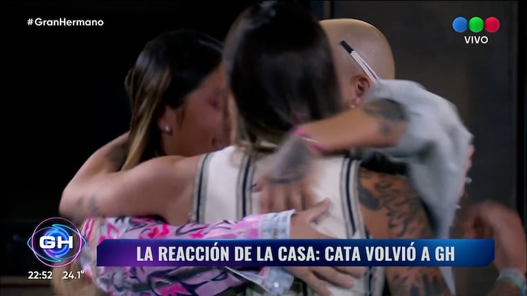La tremenda caída de Agostina Spinelli en vivo cuando fue a recibir a Catalina Gorostidi en Gran Hermano 2023