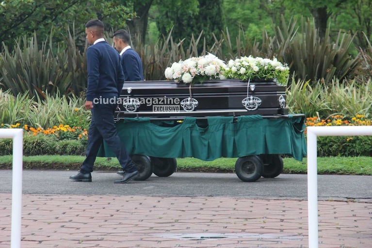 La triste despedida de Ricardo Piñeiro (Foto: Movilpress)