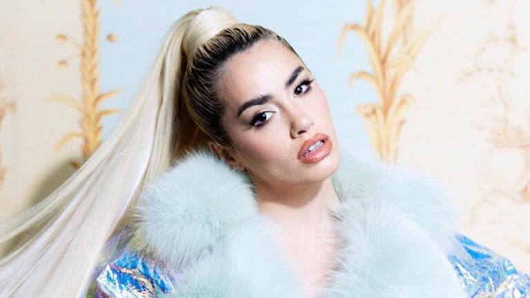 Lali aseguró que le provoca placer gastar dinero en comer y beber con los suyos.