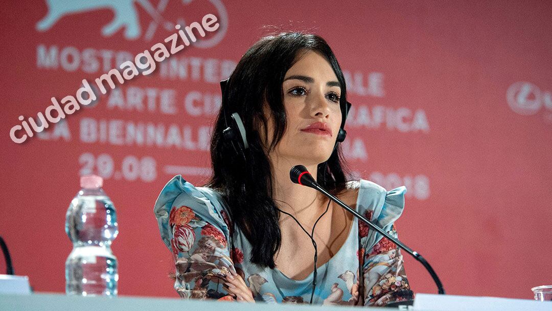 Lali Espósito, diosa total y artista consagrada por Acusada en el Festival de cine de Venecia. (Foto: EFE)