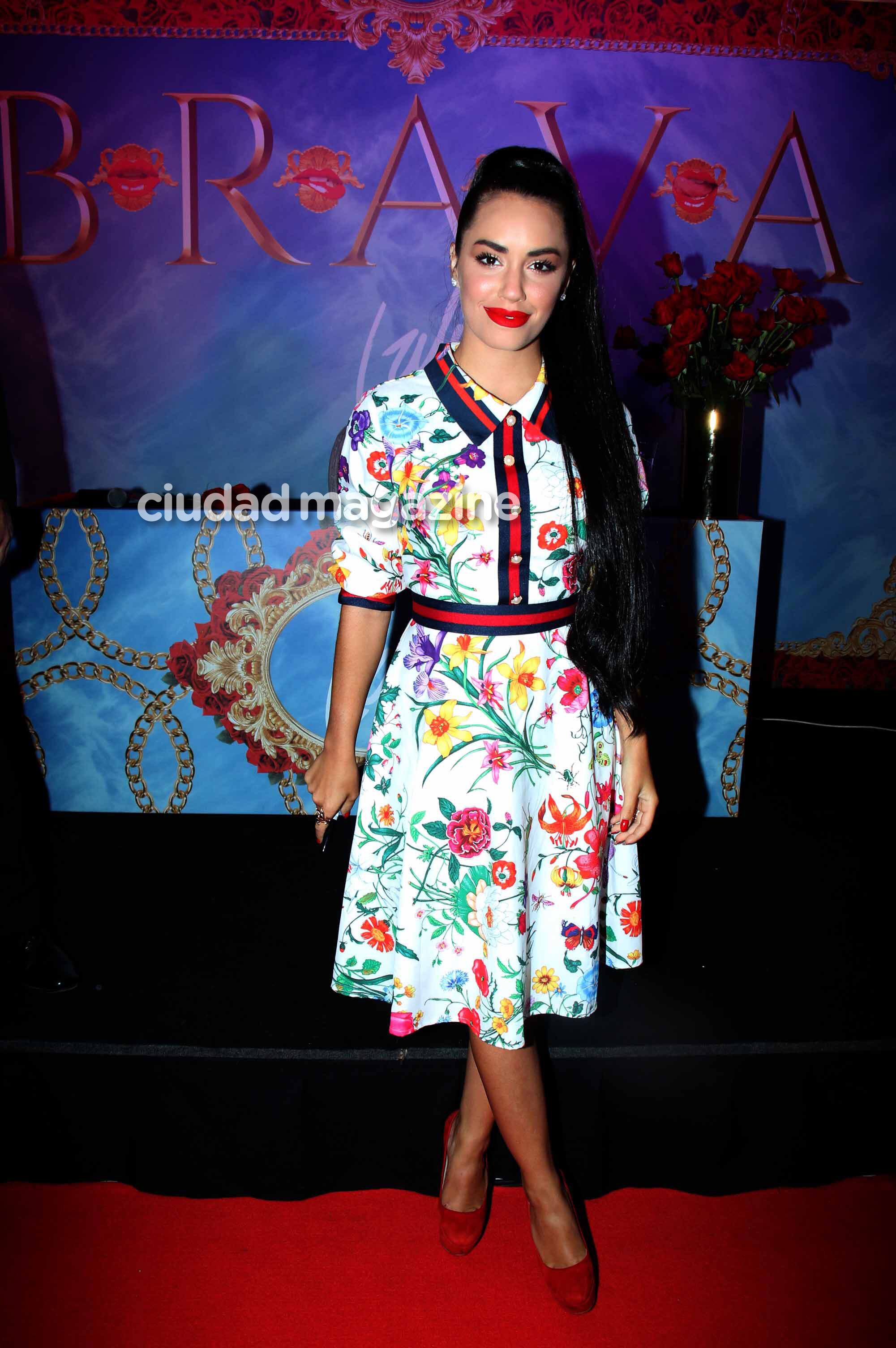 Lali Espósito, en la firma de autógrafos de Brava (Foto: Movilpress)