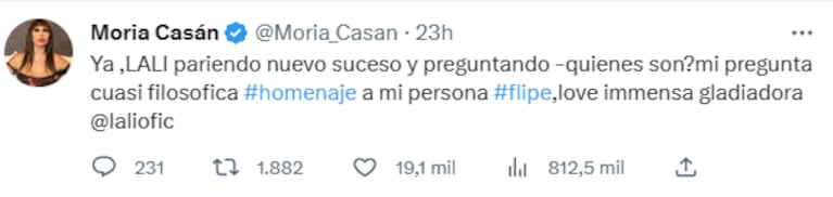 Lali Espósito lanzó "¿Quiénes son?" en homenaje a Moria Casán y la diva reaccionó en Twitter: "Me dilato"