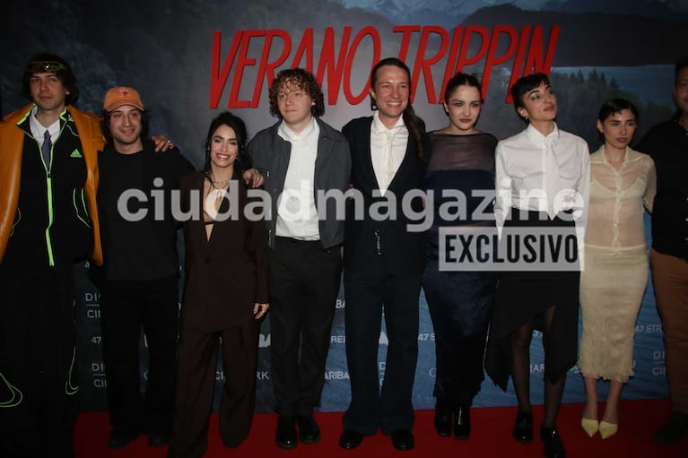 Lali Espósito y el elenco de Verano Trippin (Foto: Movilpress)