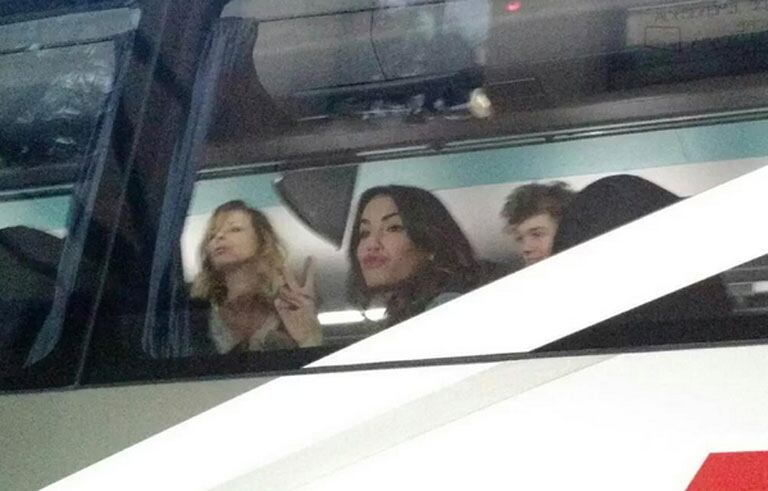 Lali Espósito y Mariano Martínez causaron furor en Rosario (Fotos: Twitter). 