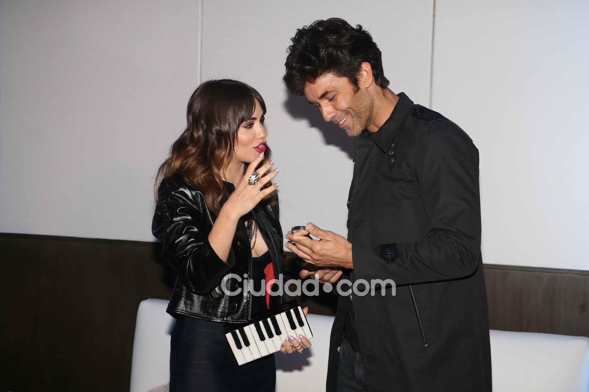 Lali Espósito y Mariano Martínez, en Los más clickeados 2015 (Foto: Movilpress)