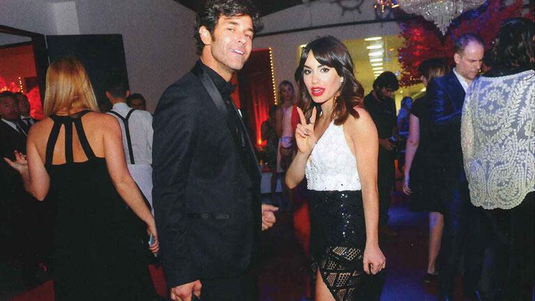 Lali Espósito y Mariano Martínez, enamorados en la gala (Fotos: Revista Caras). 