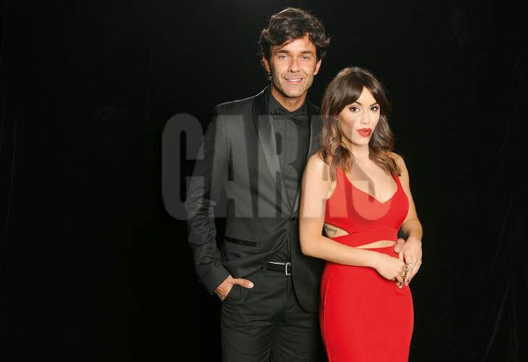 Lali Espósito y Mariano Martínez, enamorados en la gala (Fotos: Revista Caras). 