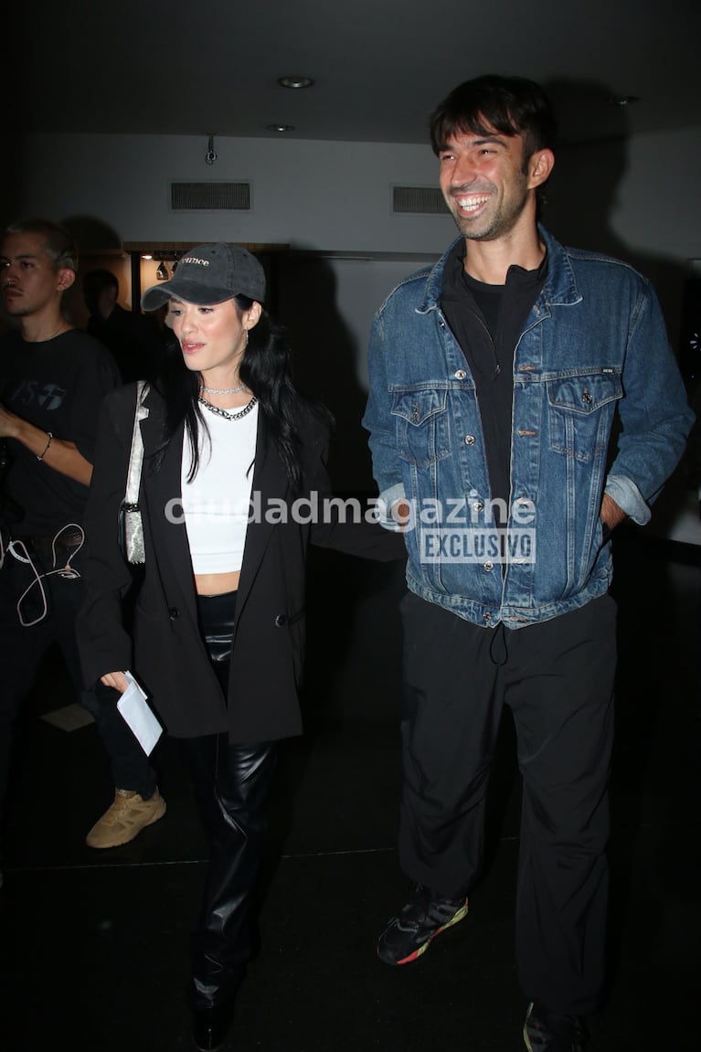 Lali Espósito y Pedro Rosemblat en el teatro (Foto: Movilpress).