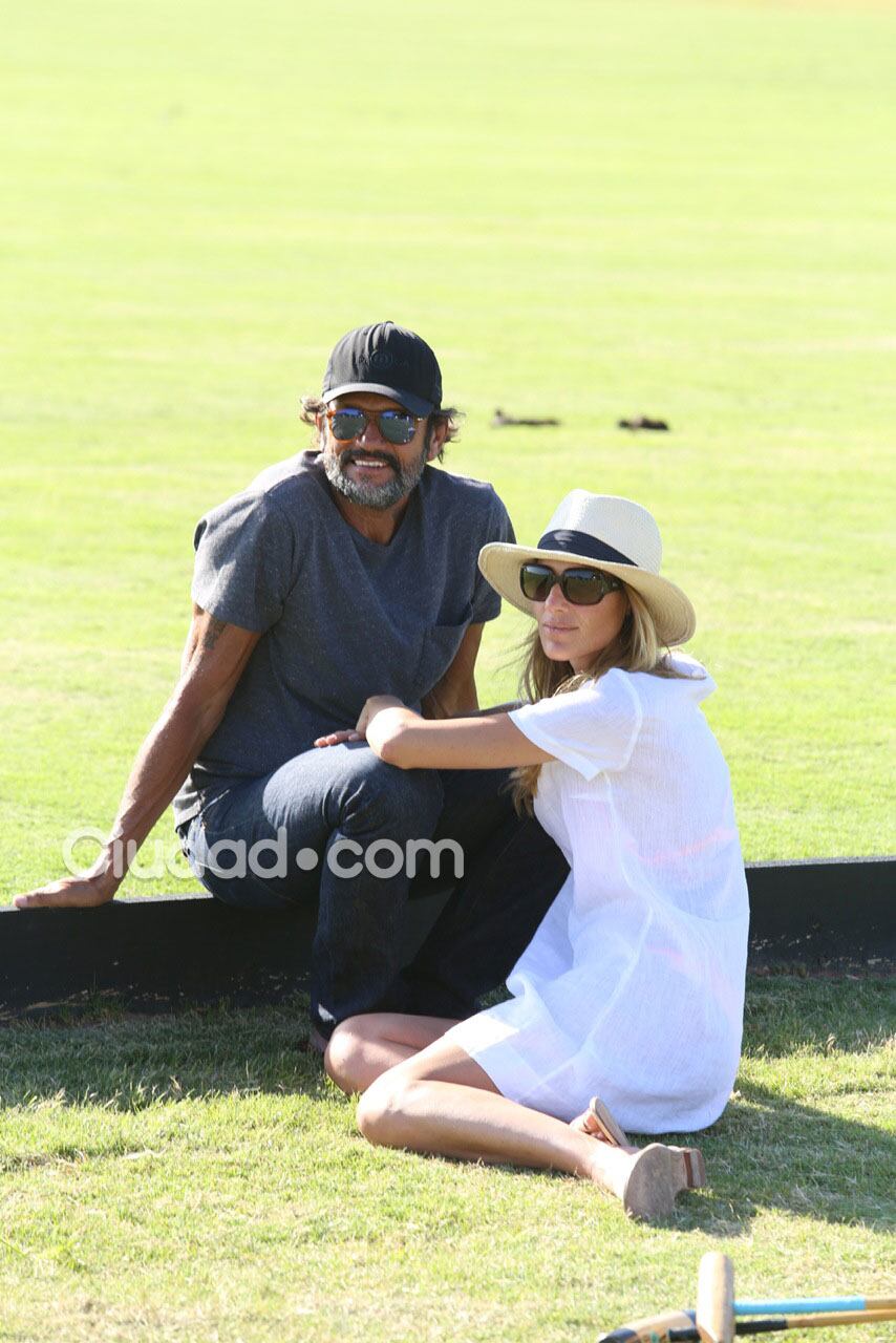 Lara Bernasconi y Federico Álvarez Castillo en Yellow Rose Polo Ranch. Foto: MSnews