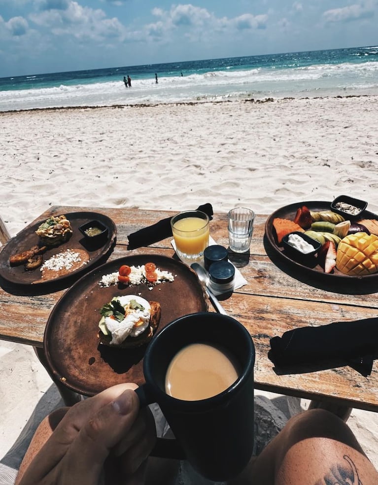 Las apasionadas vacaciones de Fede Bal y su novia Flor Díaz en Tulum