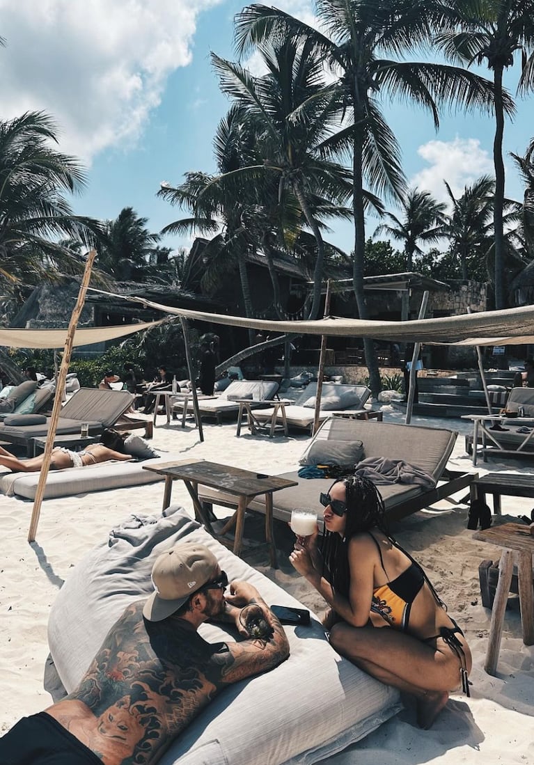Las apasionadas vacaciones de Fede Bal y su novia Flor Díaz en Tulum