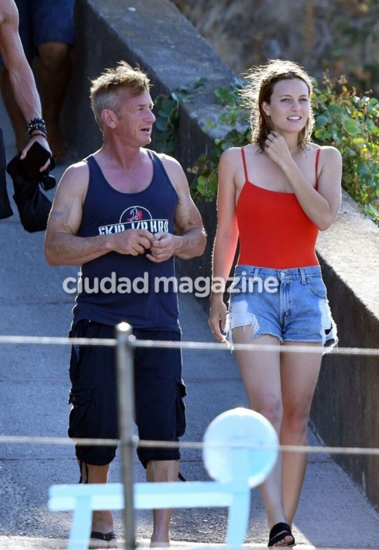 Las apasionadas vacaciones de Sean Penn y su novia de 27 años, Leila George D'Onofrio, en Positano 