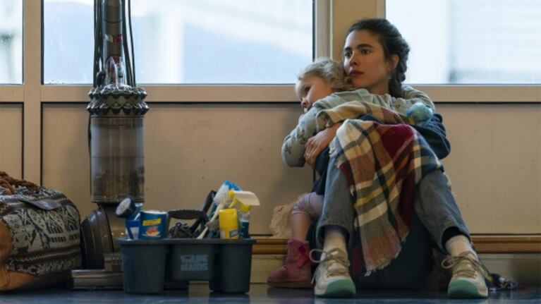 Las cosas por limpiar: la insólita historia de amor de Margaret Qualley con un acusado de maltratador